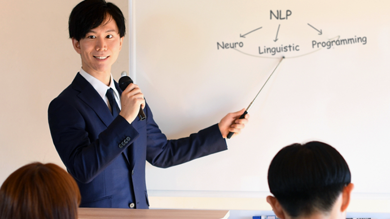 NLP心理学を活用したコーチングスキル研修